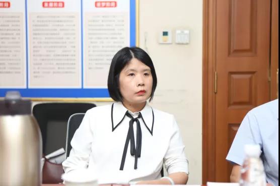 交大安泰EMBA袁主任一行蒞臨社科賽斯暨中國(guó)MBA教育網(wǎng)