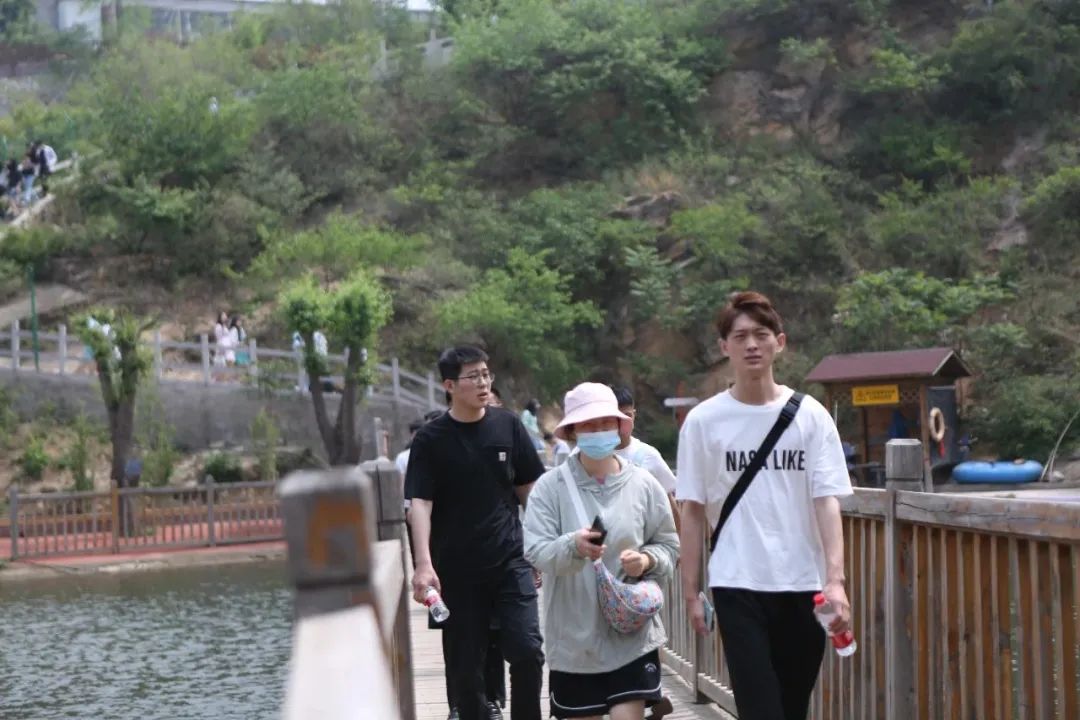 立足當“夏”，覓清涼 